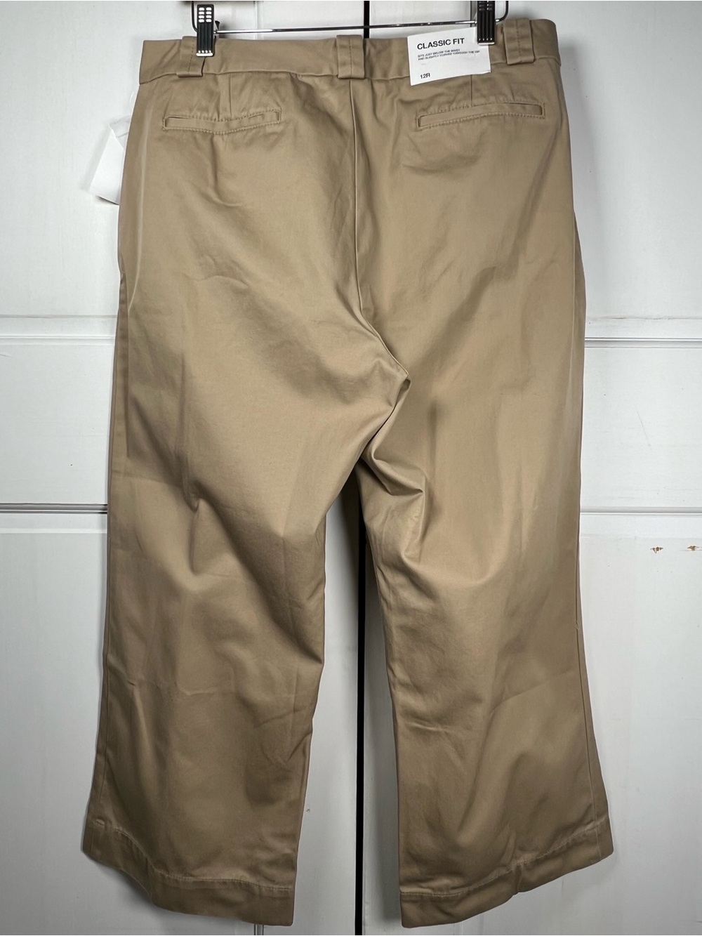 NWT Gap Classic Fit Capri Wide Leg Khakis Flat Front Size 12R - Picture 4 of 6
